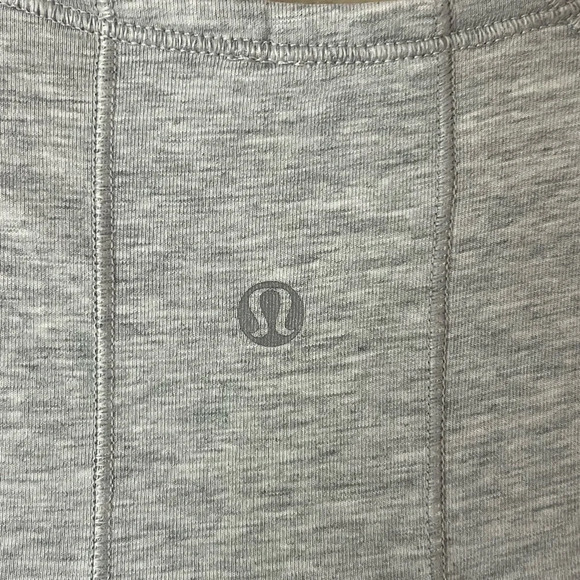LULULEMON Clip In Long Sleeve - Picture 6 of 9